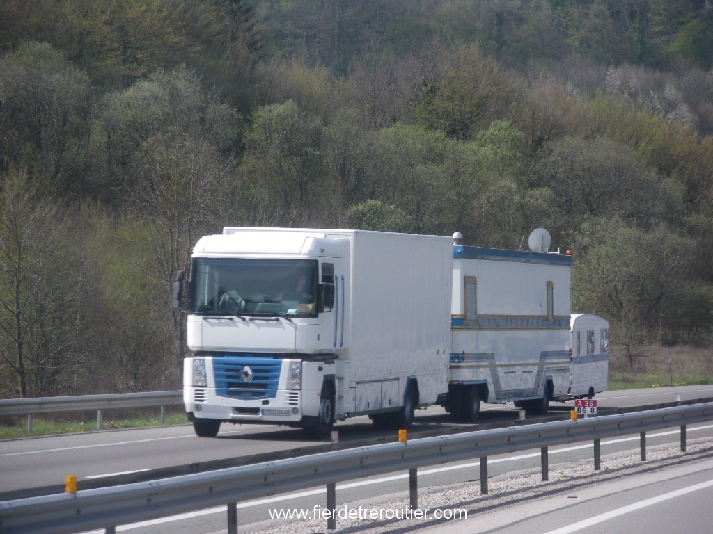 Camion de cirque