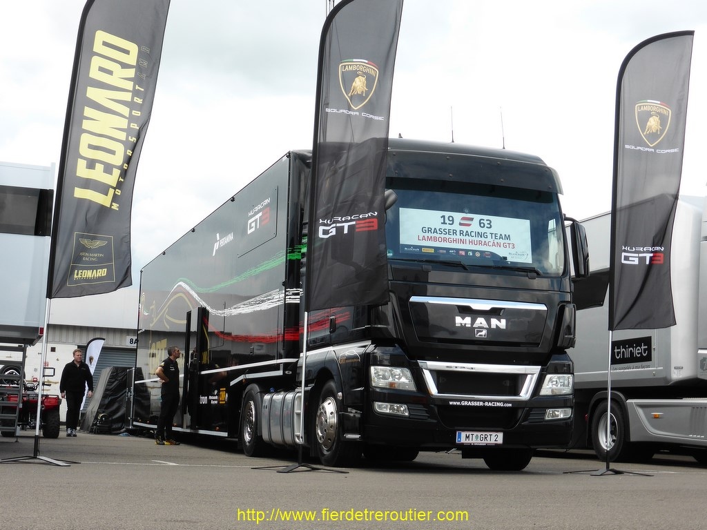 Camions des circuits