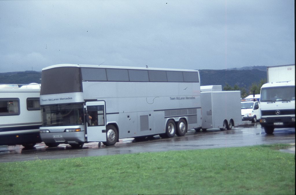 DS317_15Neoplan, A 7 mit MC Donalds, 03.10.99.jpg