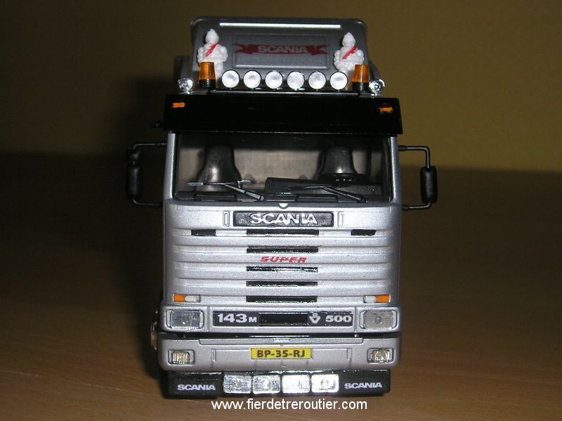 SCANIA 143 2 [gr].jpg